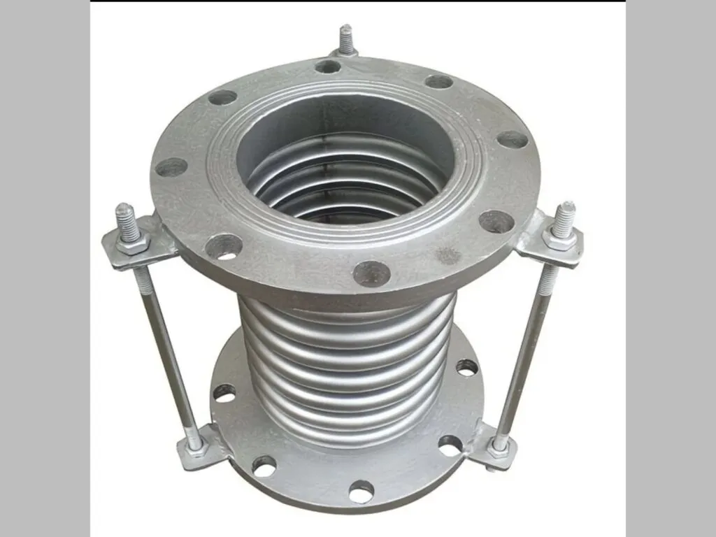 Khớp nối mềm inox: Khớp nối mềm inox hai mặt bích thanh giằng nhìn chính diện