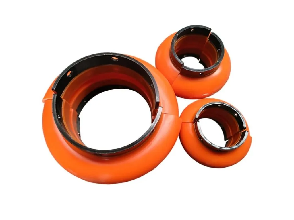 Khớp nối omega: Ba khớp omega cam ba cỡ khác nhau đặt cạnh nhau